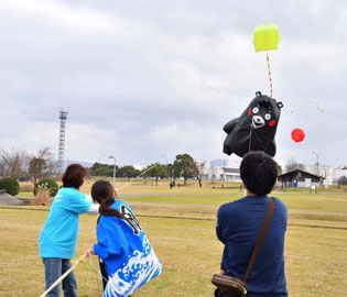 「空を見上げよう!風と遊ぼう!!熊本に笑顔をプロジェクト」風景写真