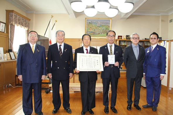 埼玉県へ『非行防止教室2』DVD を贈呈しました